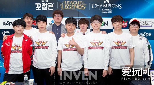 赛事初期 赛事初期