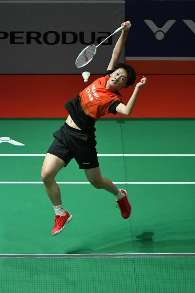 在激烈的对 在激烈的对