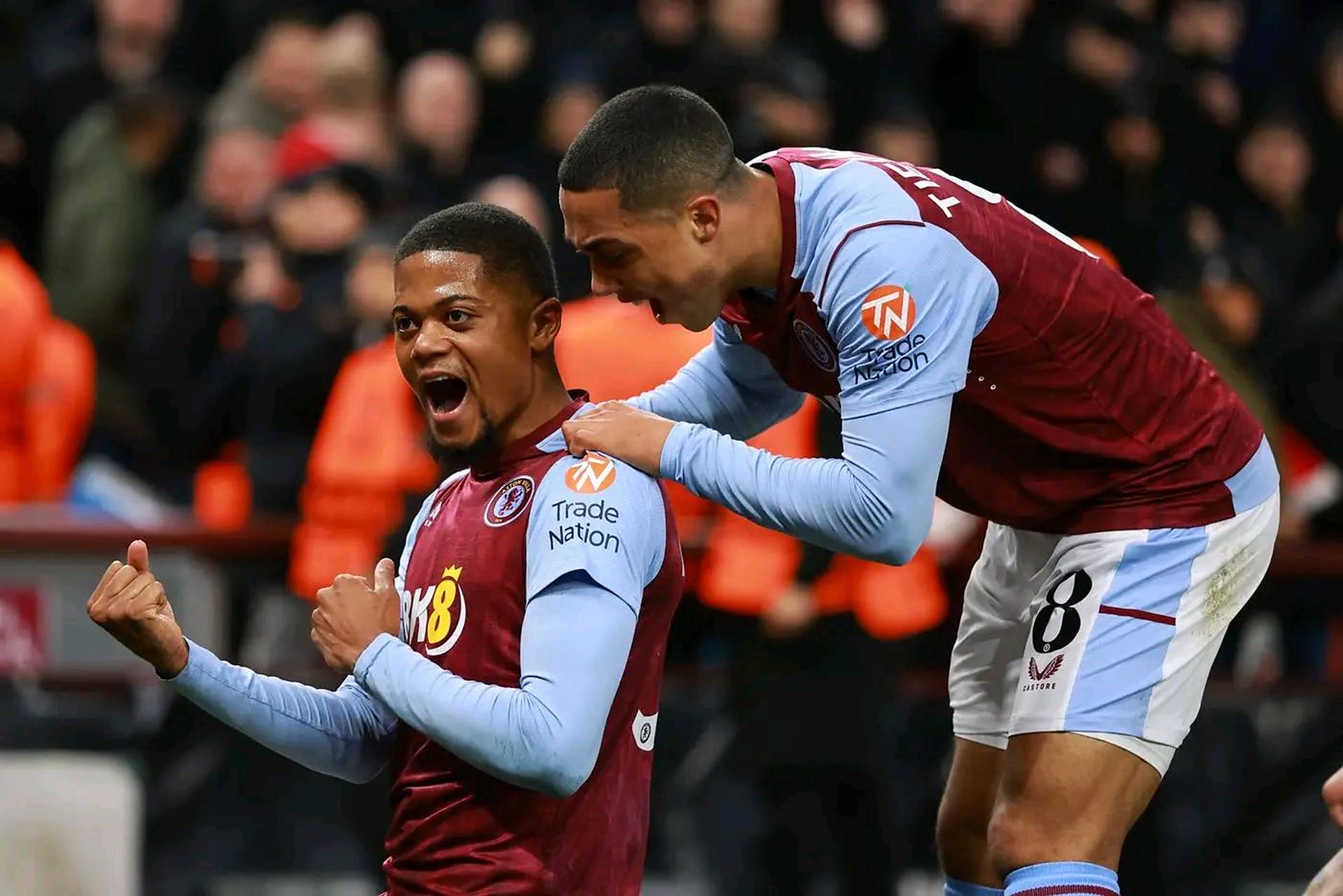 队友第一时 队友第一时